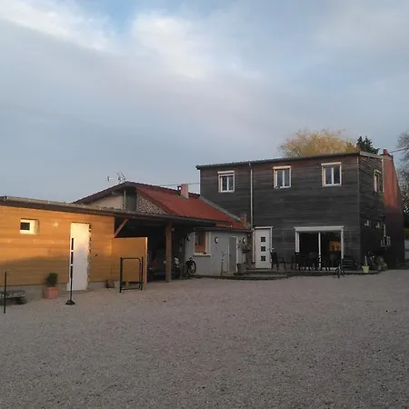 Studio16